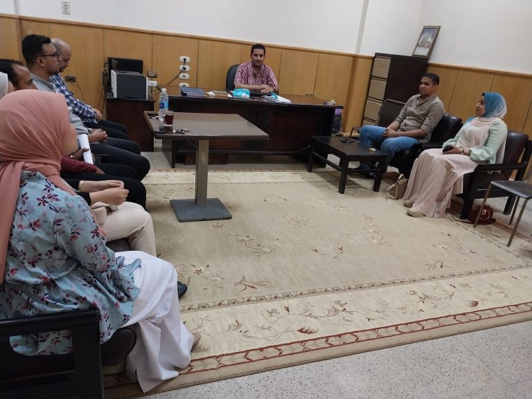 لقاء رئيس قسم الاثار الاسلامية بالهيئة المعاونة