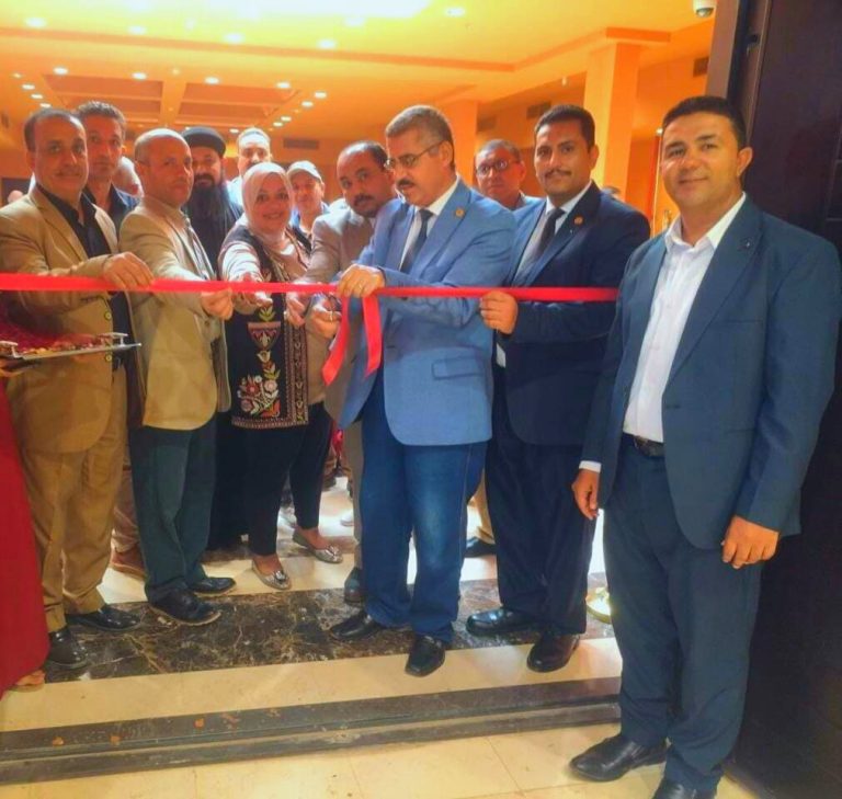 معالي العميد أ.د. فهيم فتحي ابراهيم حجازي، برفقة وكيل الكلية لشئون التعليم والطلاب  ووكيل الكلية لشئون خدمة المجتمع وتنمية البيئة  في ضيافة  مدير متحف سوهاج القومي