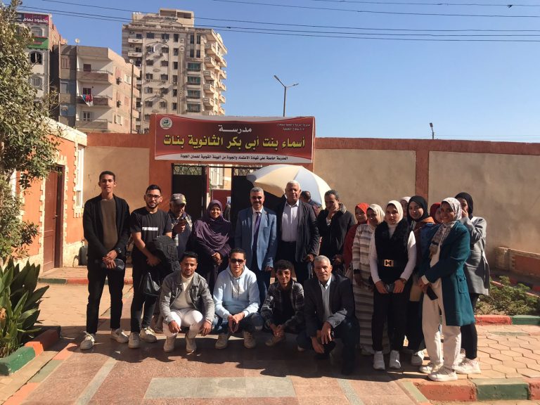 زيارة مدرسة اسماء بنت ابى بكر الثانوية بنات، لتوعية الطلاب بأهمية الآثار في ربوع مصر المختلفة