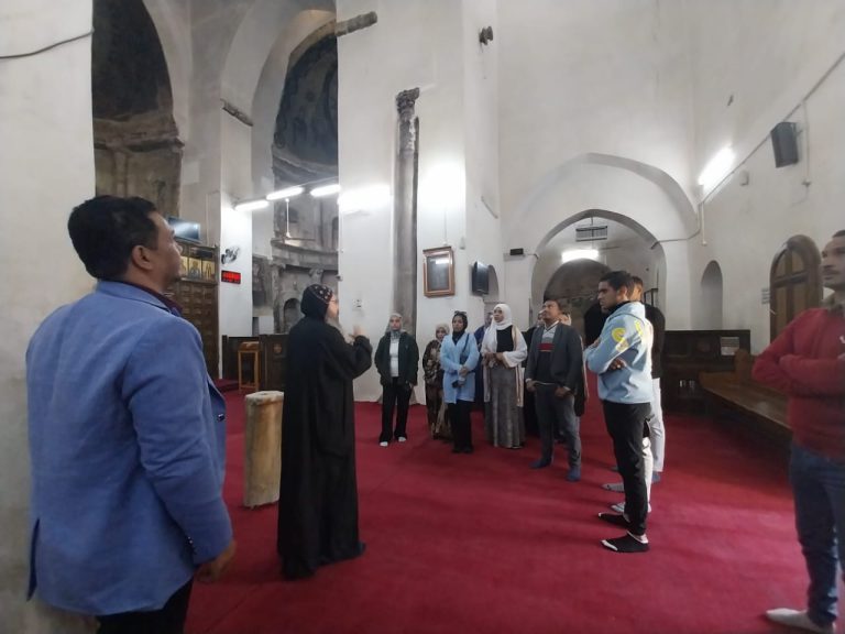 بداية الزيارات التدريبية لطلاب الفرقة الثانية مادة العمارة المسيحية فى العصر الإسلامي.