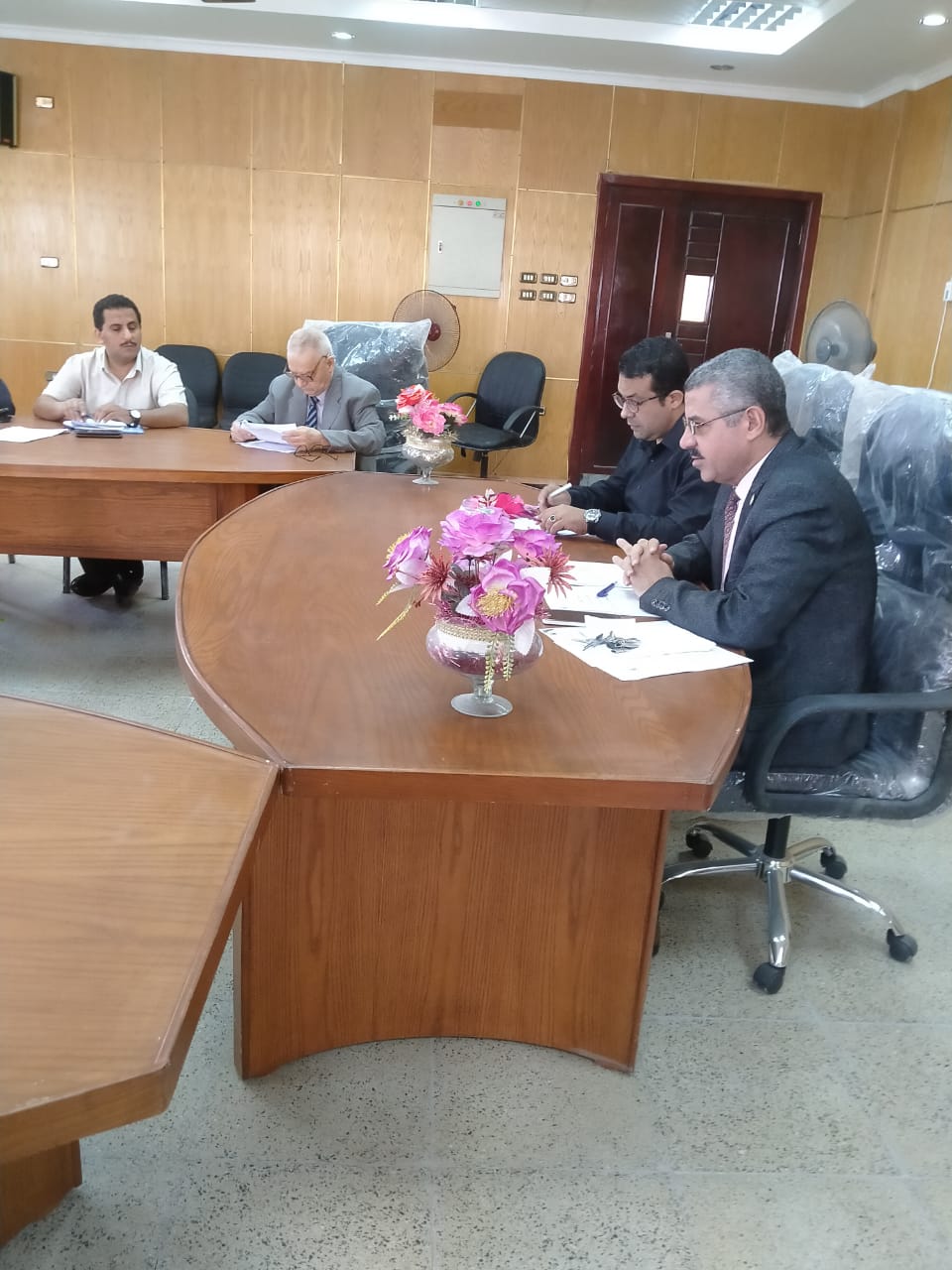 انعقد مجلس كلية الآثار الأول بقاعة المجلس بالدور الرابع بالكلية