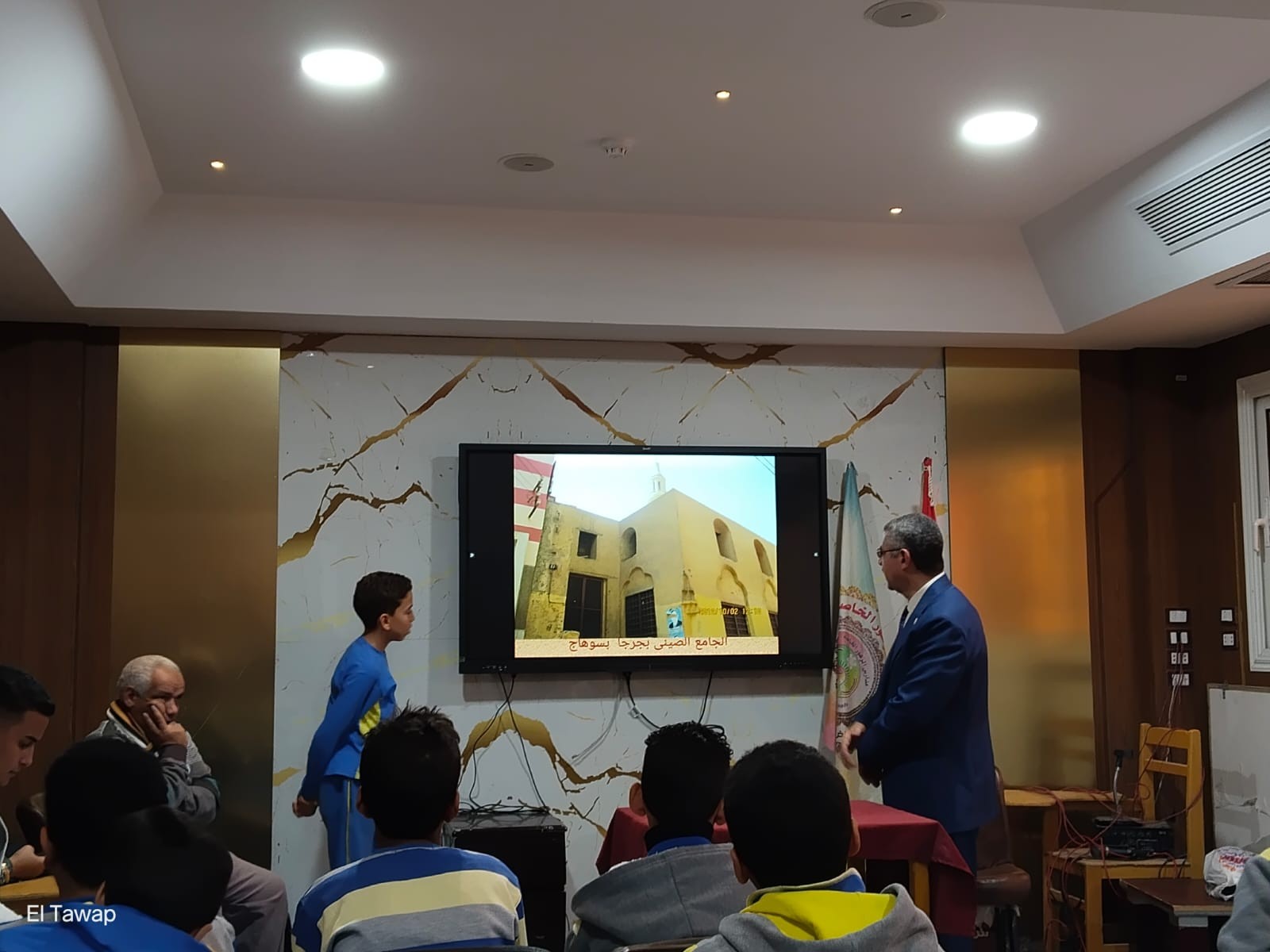 زيارة ميدانية إلى مدرسة الزهور الخاصة، بهدف مدّ جسور المعرفة بين طلاب المدارس وكنوز الحضارة المصرية العريقة.