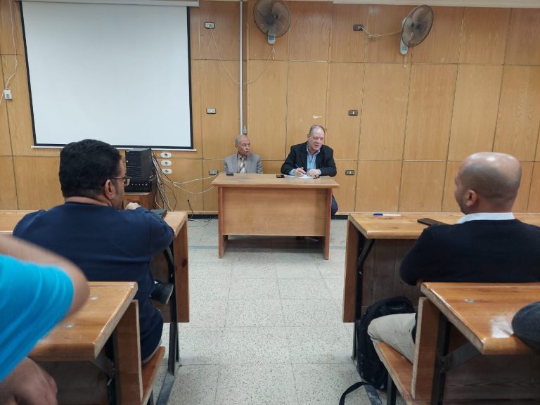 المجلس العلمي لقسم الآثار المصرية في اجتماع موسّع برئاسةالسيد الأستاذ الدكتور/ محمد عبد الرحيم السيد