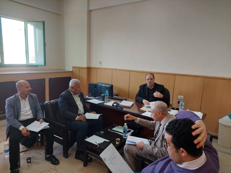 عقد قسم الآثار المصرية برئاسة أ.د. محمد عبد الرحيم السيد – رئيس القسم عددًا من السيمنارات العلمية لمناقشة خطط وتسجيل مجموعة من رسائل الماجستير والدكتوراه بالقسم